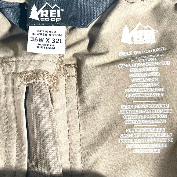 REI Tan Mens Nylon Belted Hiking Pants Regular Fit in Size 36W / 32L - Picture 14 of 14